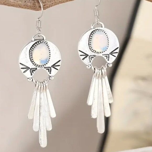 Bohemian Silver Plated and Synthetic Moonstone Fringe Drop Dangle Earrings - Picture 1 of 2